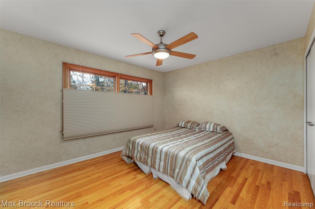 5946 Cherry Crest Drive, West Bloomfield, MI — Photo 27