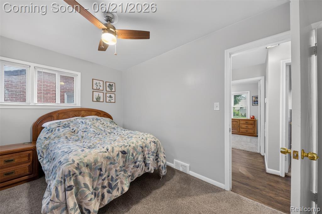 24660 Ridgedale Street, Oak Park, MI 48237 — Photo 14