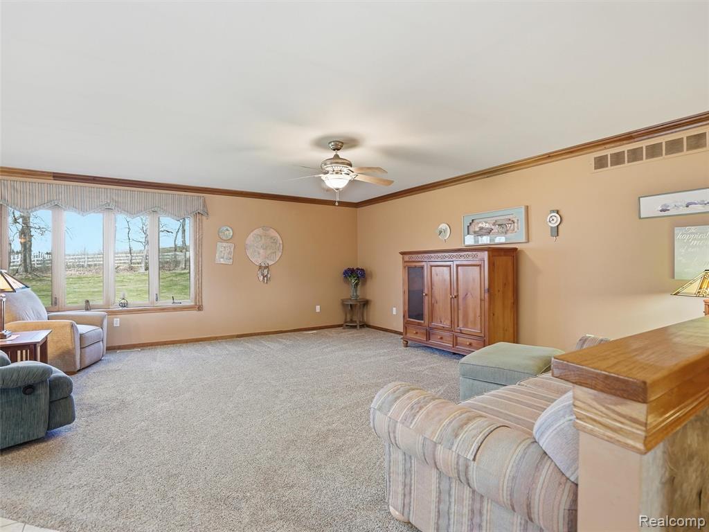 4695 Melanie Lane, White Lake, MI 48383 — Photo 6
