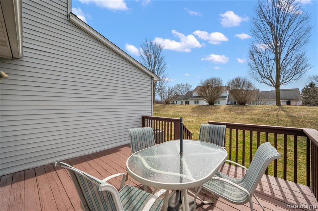 734 Challenging Trail, 65, South Lyon, MI 48178 — Photo 8