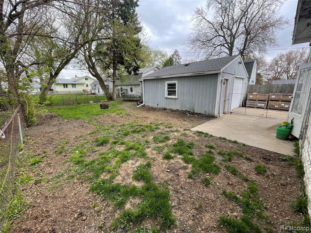 218 16th Street, Port Huron, MI 48060 — Photo 29
