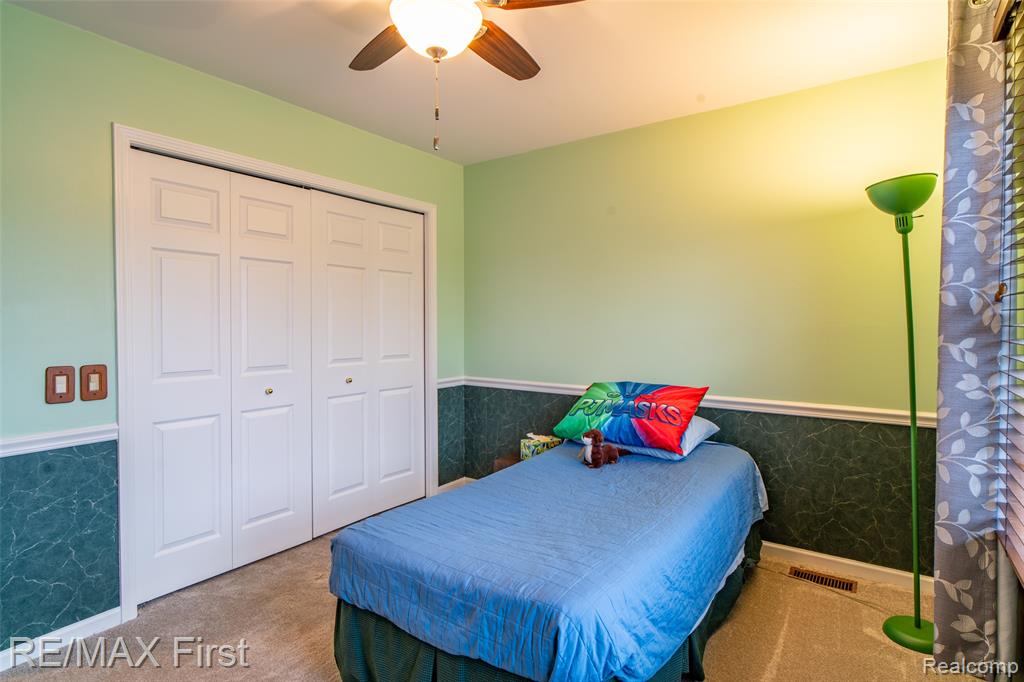 6676 Lambeth Way, Canton, MI 48187 — Photo 32
