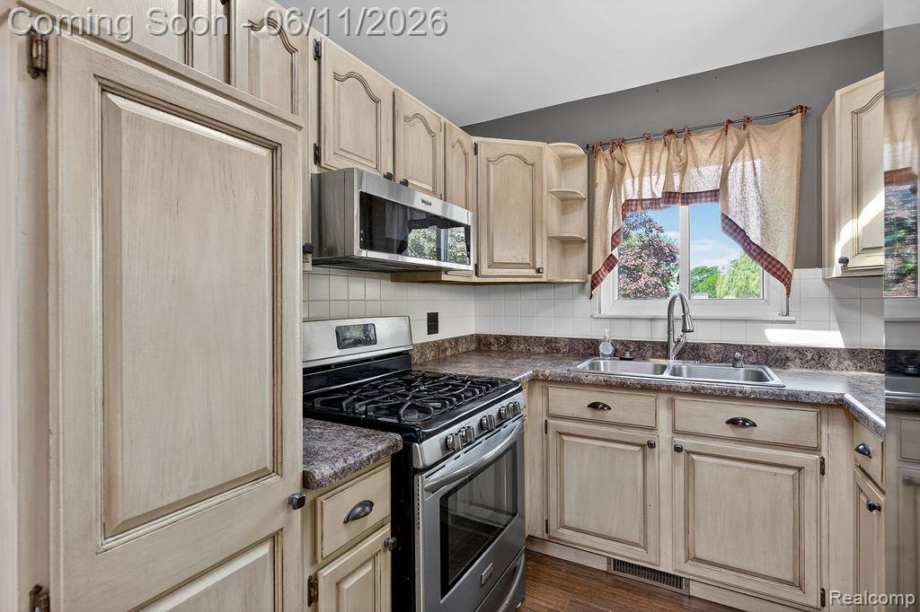 16627 McCann Street, Southgate, MI 48195 — Photo 4