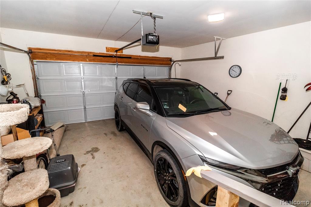9285 Monica Drive, Davison, MI 48423 — Photo 27