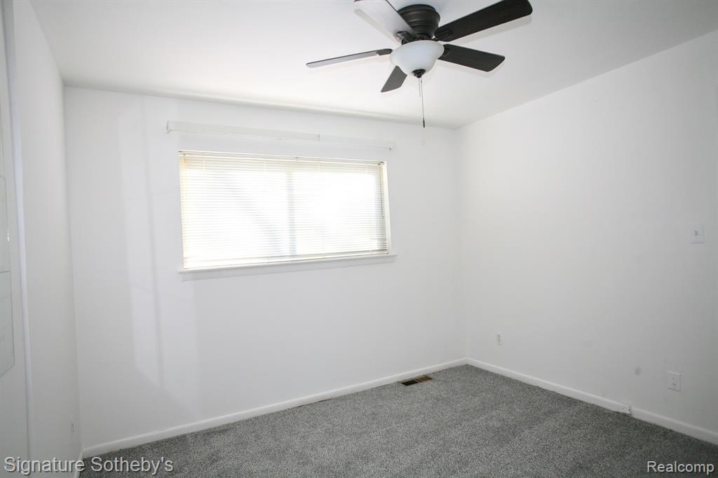 4781 RIOVIEW Drive, Clarkston, MI — Photo 12