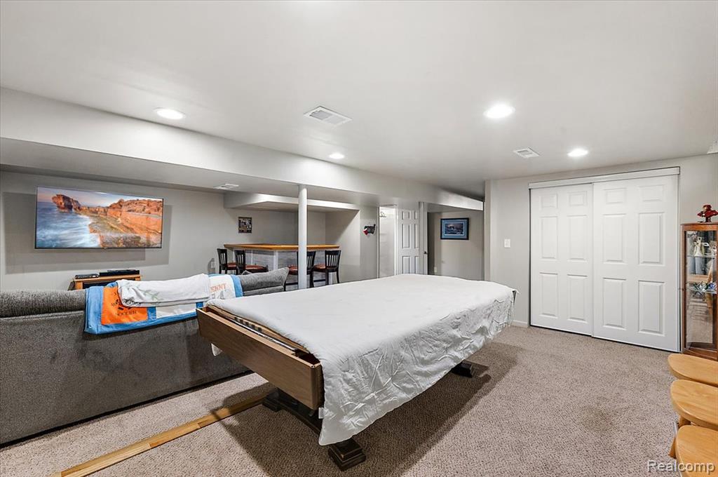 18053 S Wind Drive, Fraser, MI 48026 — Photo 43