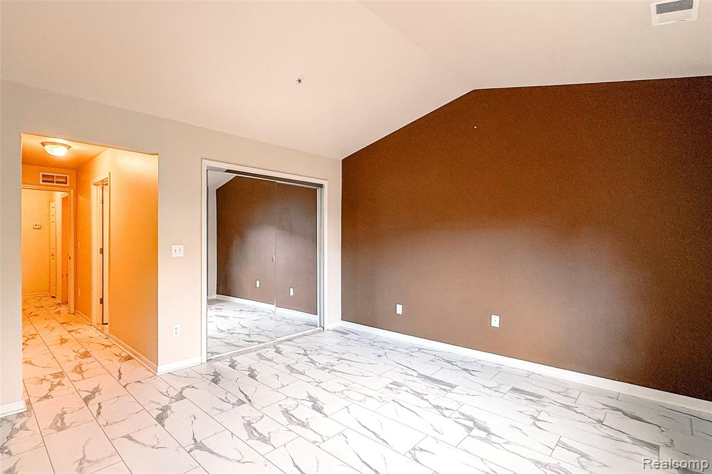 28560 Carlton Way Drive, Novi, MI — Photo 28