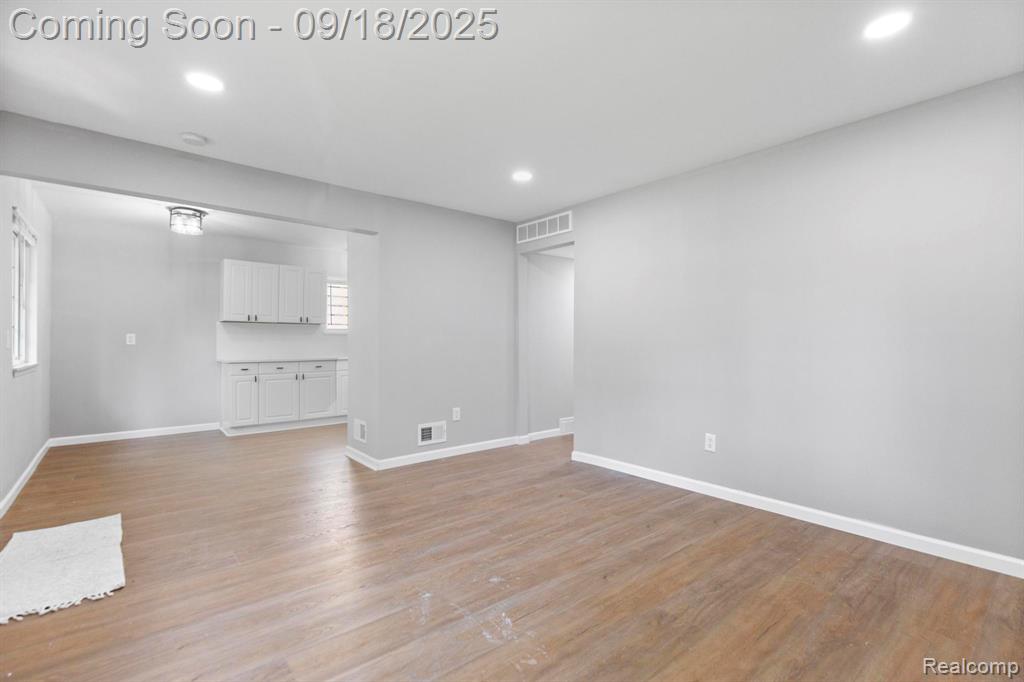 4133 Jackson Street, Dearborn Heights, MI 48125 — Photo 7