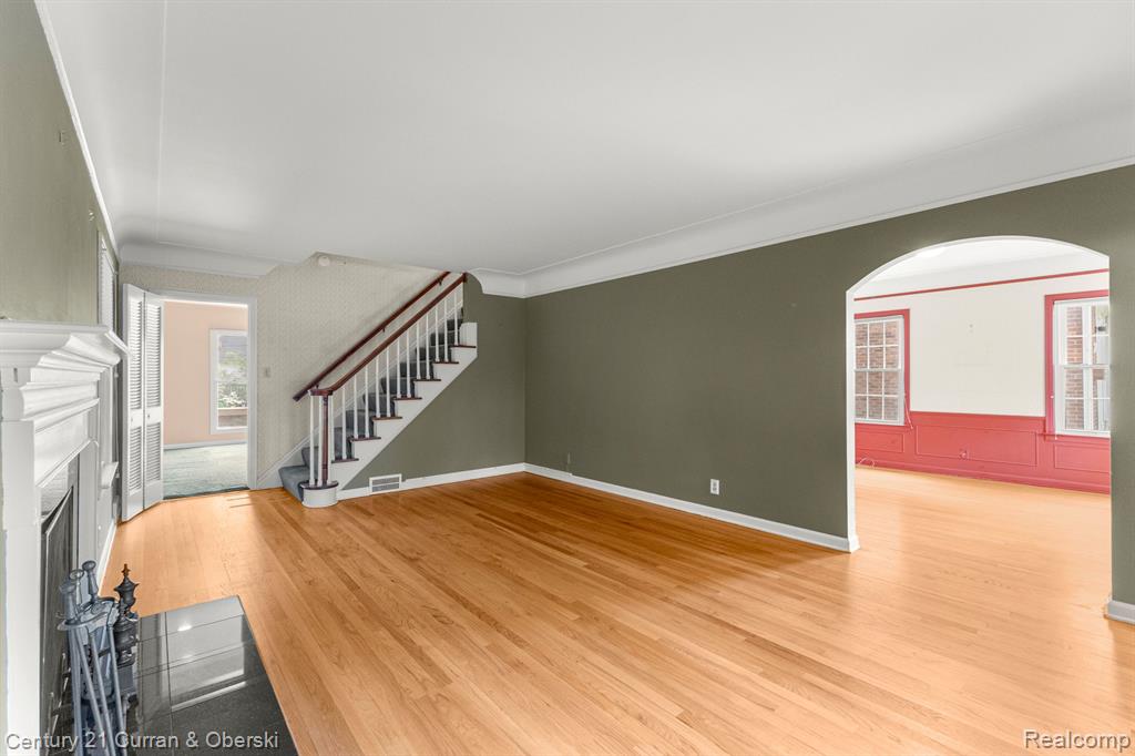 645 ELMWOOD Street, Dearborn, MI 48124 — Photo 8