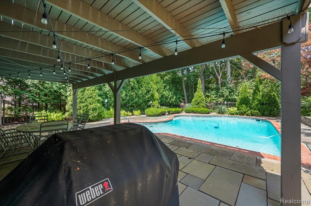 532 Willits Street, Birmingham, MI 48009 — Photo 10