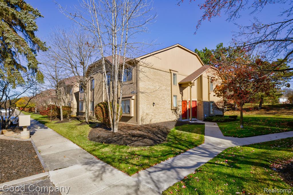 27260 EVERGREEN Road, Lathrup Village, MI 48076 — Photo 28