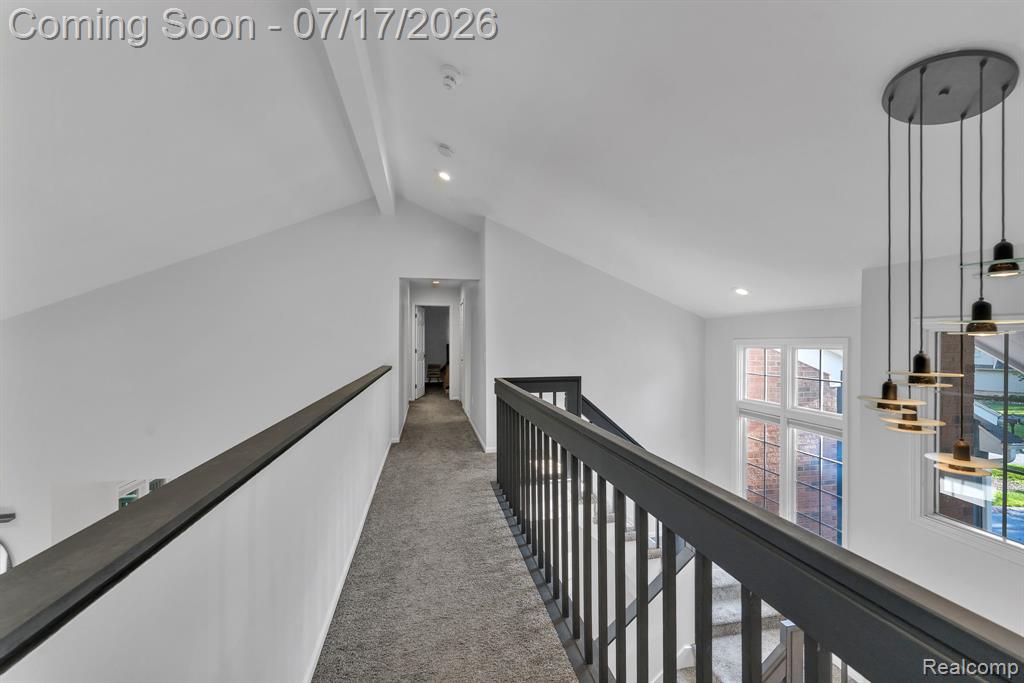 6081 Beachwood Drive, West Bloomfield, MI 48324 — Photo 36