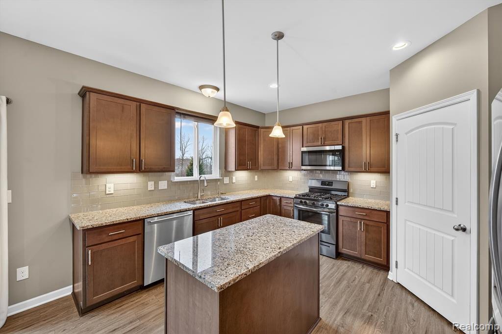 1363 Douglas Fir Drive, Howell, MI 48843 — Photo 12