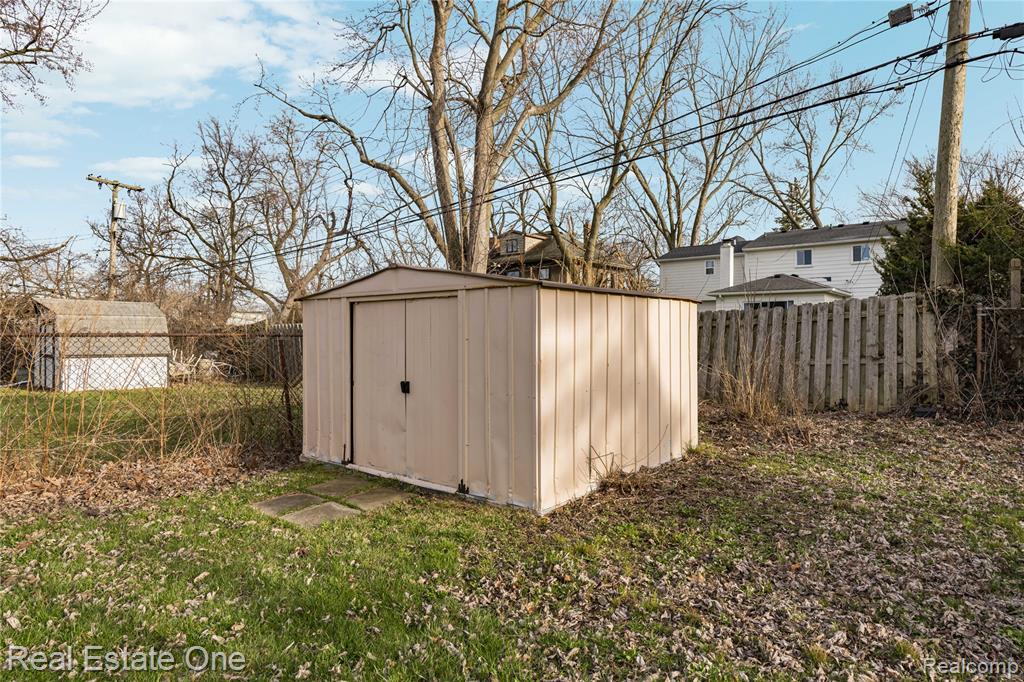 4313 Berkshire Road, Royal Oak, MI 48073 — Photo 35