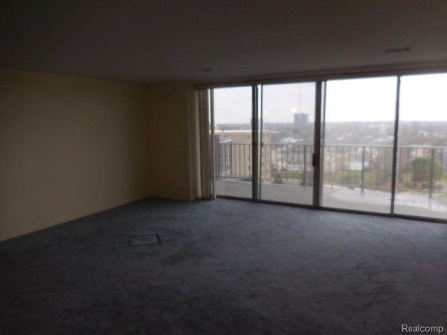 15801 PROVIDENCE Drive, 9F, Southfield, MI 48075 — Photo 2