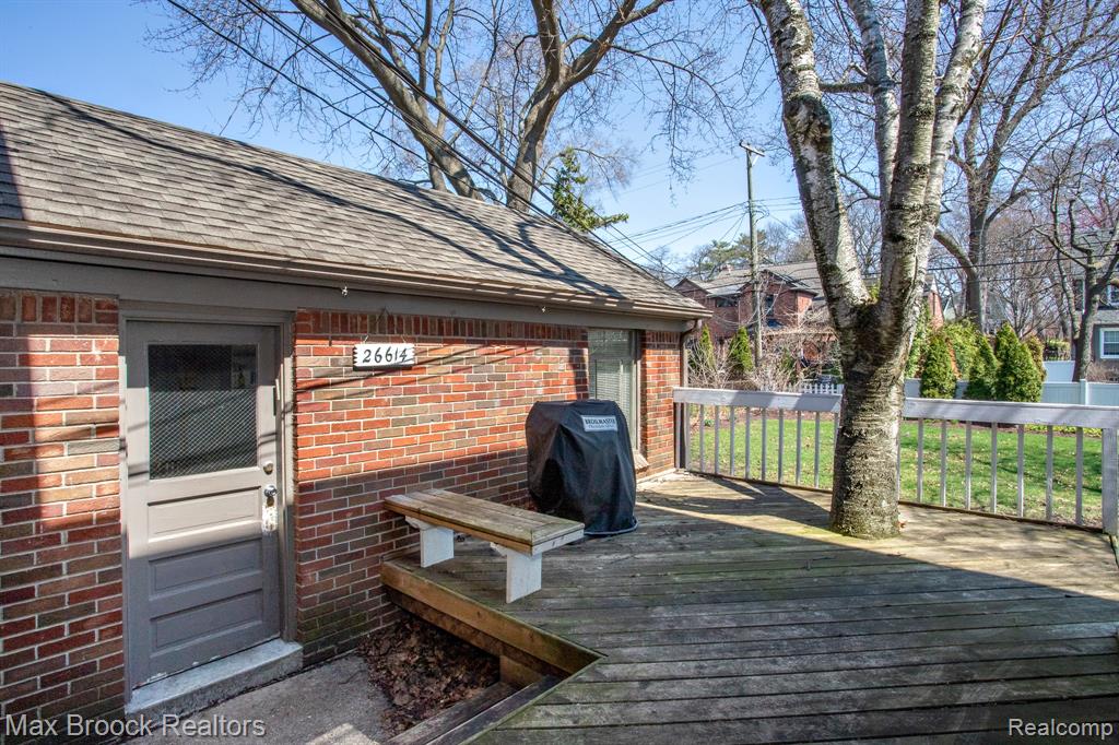 26614 Humber Street, Huntington Woods, MI — Photo 47