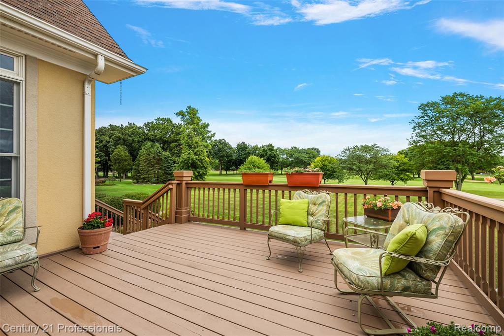 9310 Fairway Trail, Grand Blanc, MI 48439 — Photo 30
