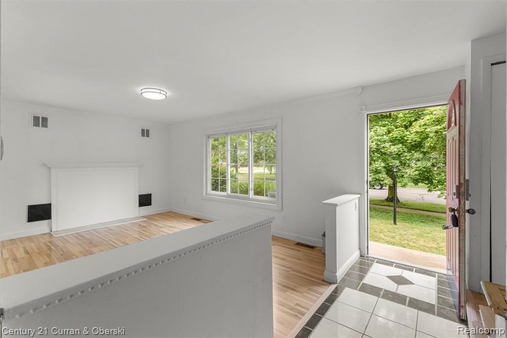 9032 Arlington Drive, Ypsilanti, MI 48198 — Photo 19