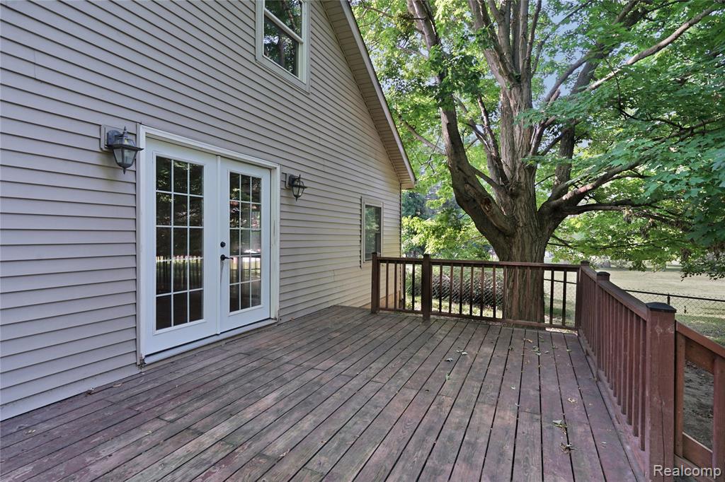 2476 Vandekarr Road, Owosso, MI 48867 — Photo 32
