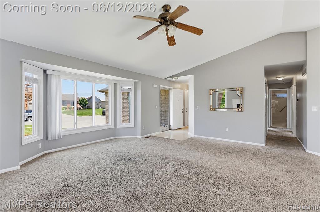 21618 Sue Ellen Drive, Macomb, MI 48044 — Photo 4