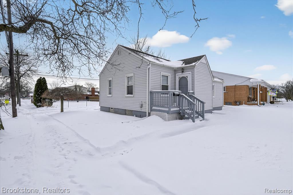 14801 Pennsylvania Road, Riverview, MI 48193 — Photo 27