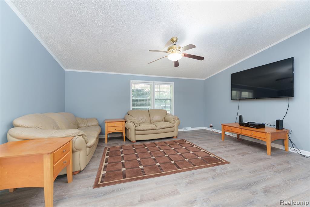 20978 W M 36, Pinckney, MI 48169 — Photo 27