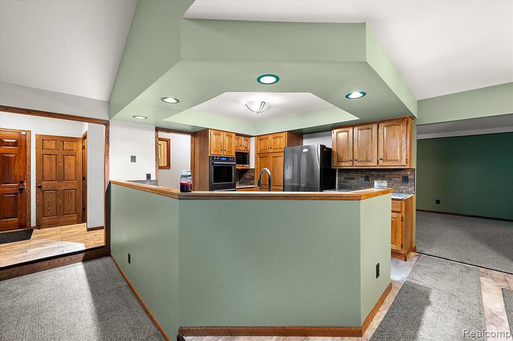 670 Rolling Acres Drive, Ortonville, MI 48462 — Photo 19