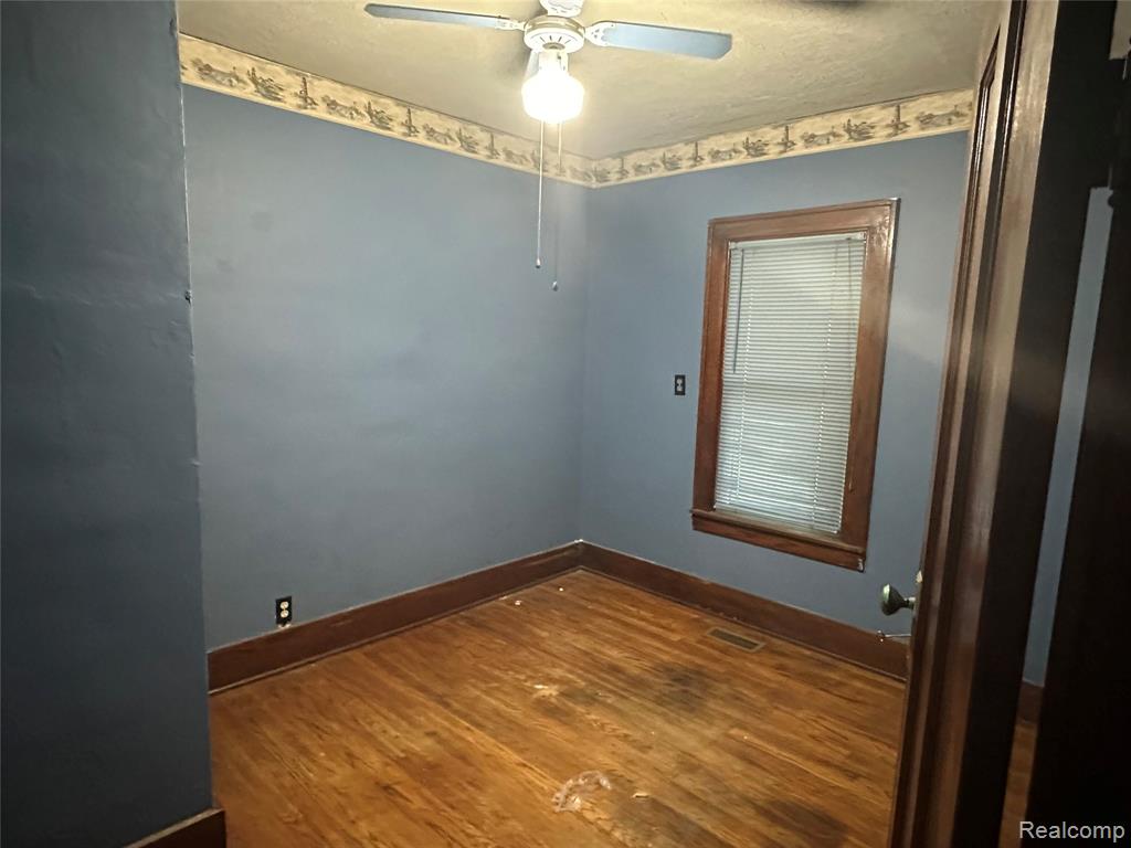 110 Miles Street, Ypsilanti, MI 48198 — Photo 16