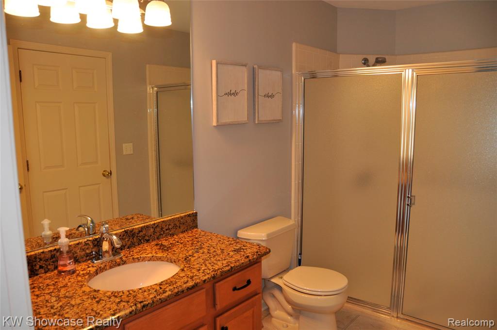 5444 BUELL Drive, Commerce Twp, MI 48382 — Photo 22