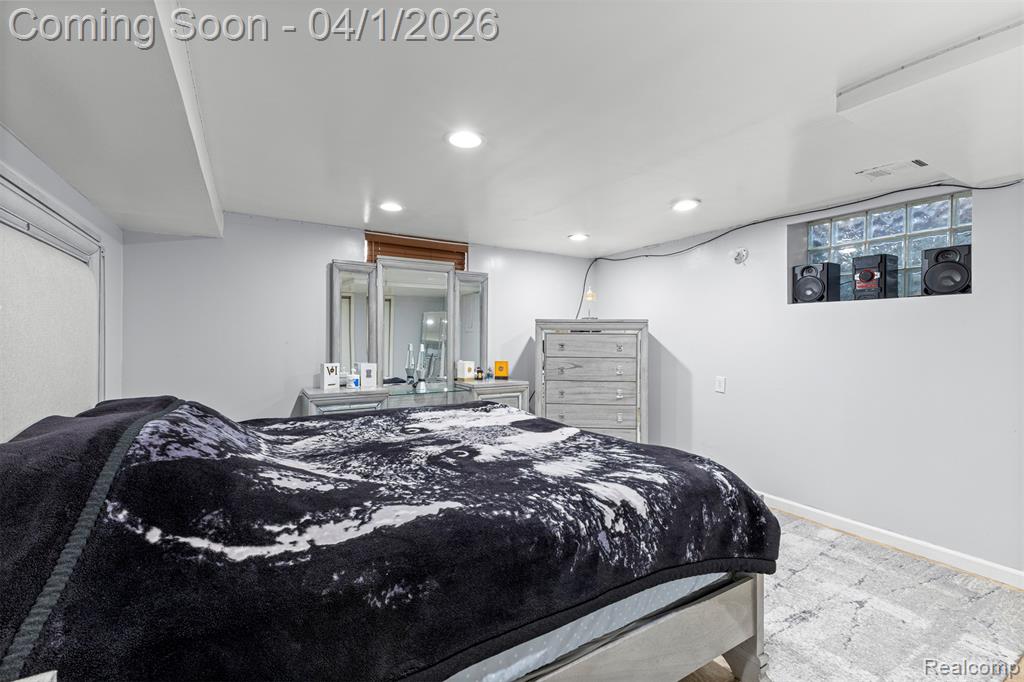 7351 N Gulley Road, Dearborn Heights, MI 48127 — Photo 43