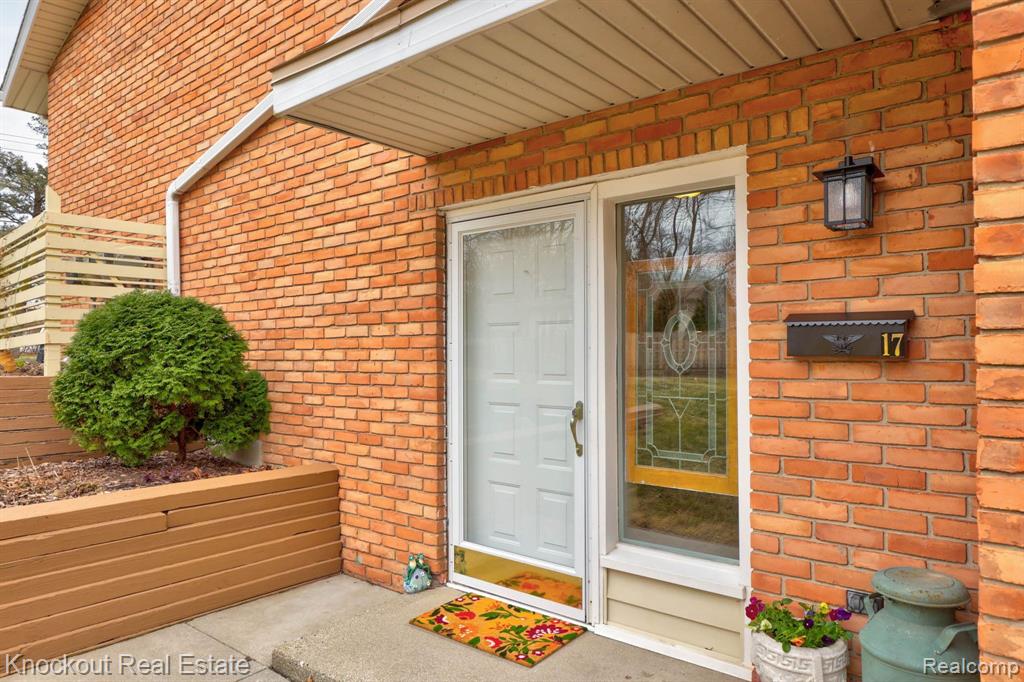 700 E GENESEE Street, D-17, Frankenmuth, MI 48734 — Photo 4