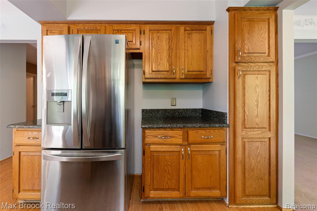 683 Thurber Drive, Troy, MI 48085 — Photo 19