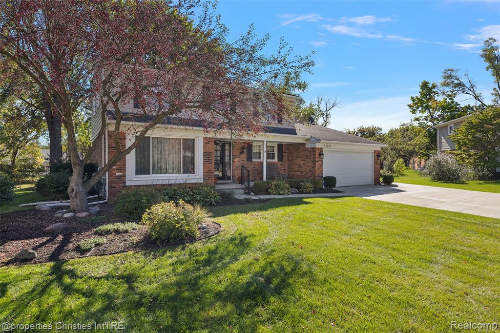 41501 Ladywood Court, Northville, MI 48168 — Photo 38
