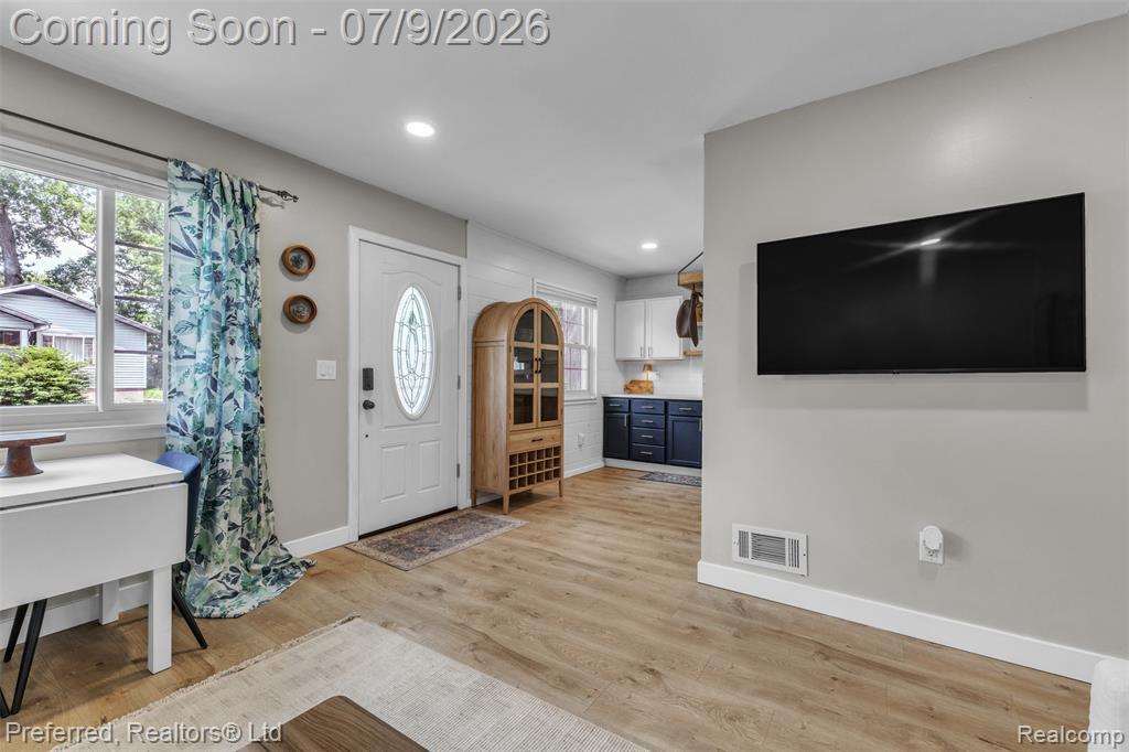 845 W Marshall Street, Ferndale, MI 48220 — Photo 11