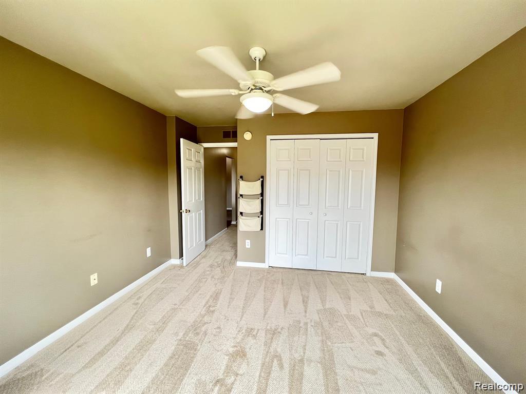 44522 Lakepointe Drive, Sterling Heights, MI 48313 — Photo 13