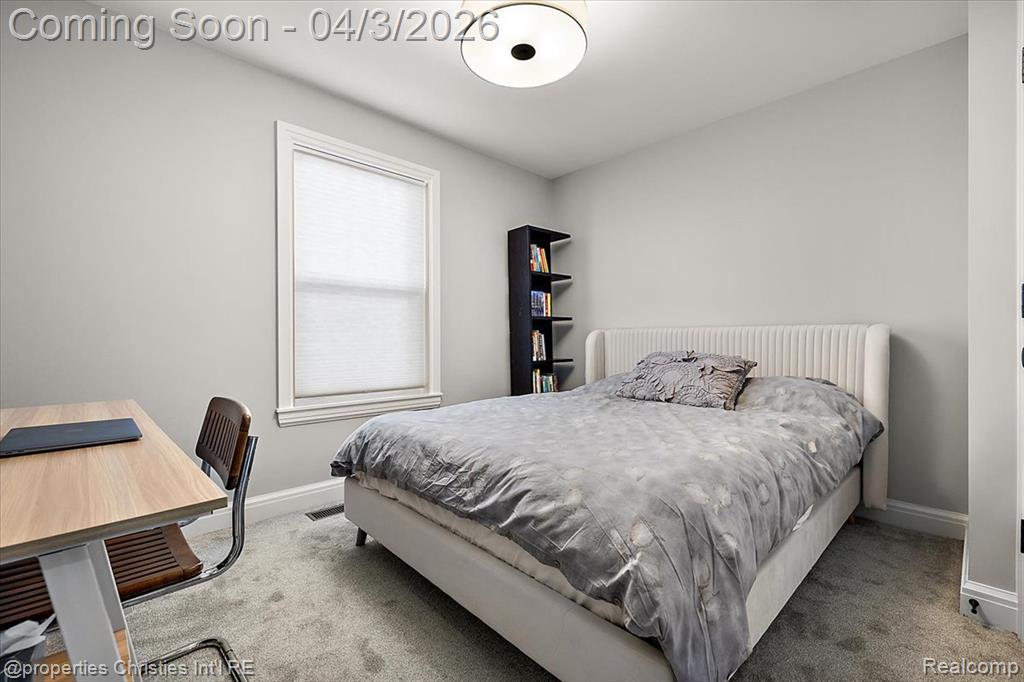 929 N Pleasant Street, Royal Oak, MI 48067 — Photo 25