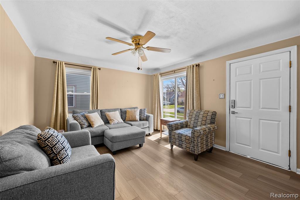 13750 Kingston Street, Oak Park, MI 48237 — Photo 9