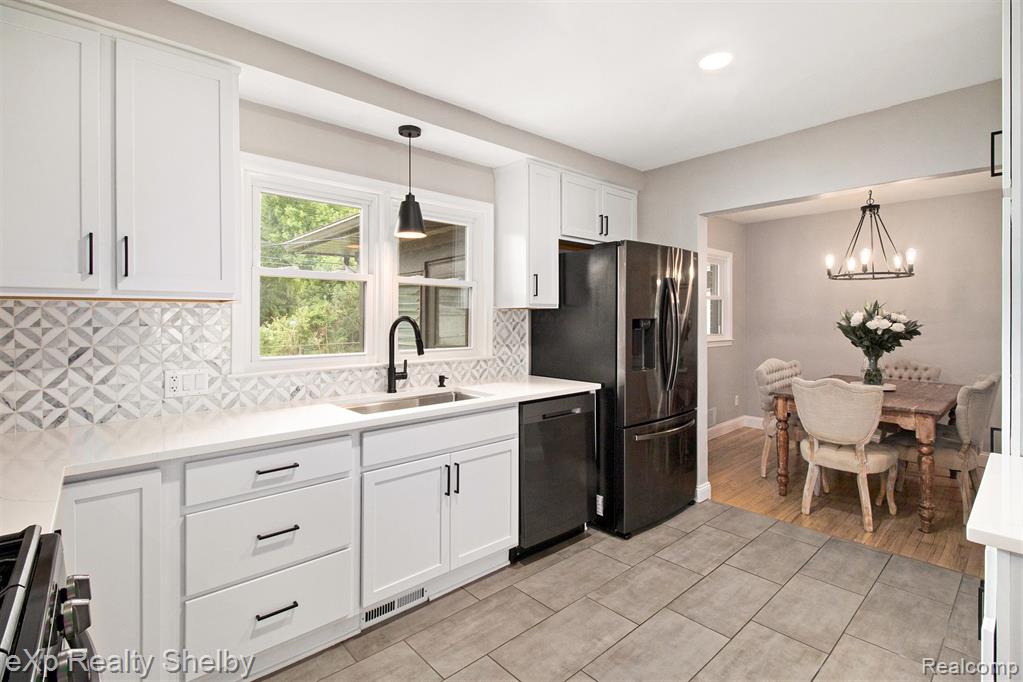 8873 S Main Street, Plymouth, MI 48170 — Photo 6