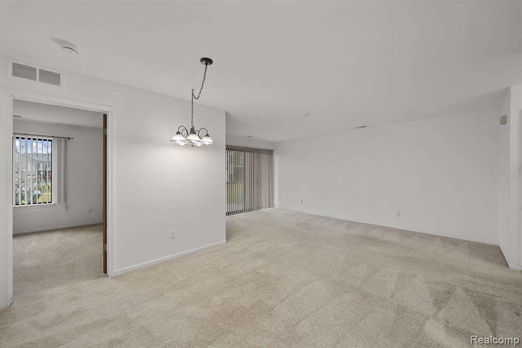 42565 Lilley Pointe Drive, Canton, MI 48187 — Photo 9