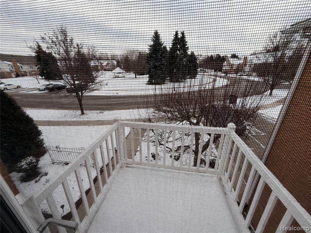 714 OLDE ENGLISH Circle, Unit 30, Howell, MI 48855 — Photo 15