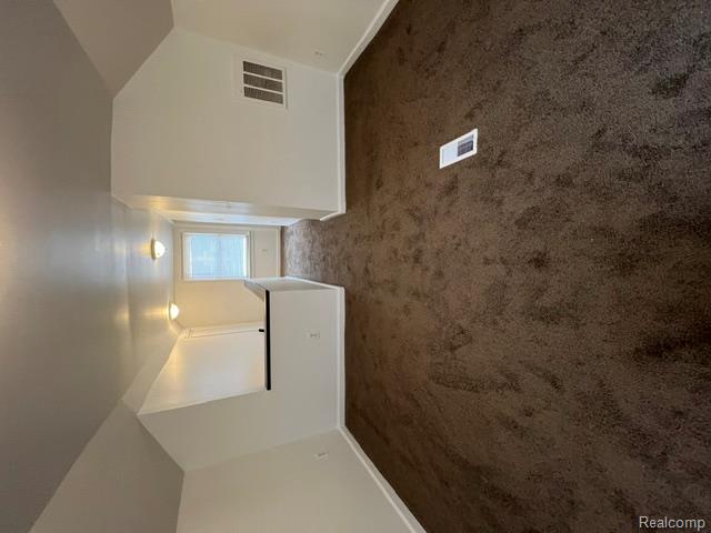 8620 Rosemont Avenue, Detroit, MI 48228 — Photo 6