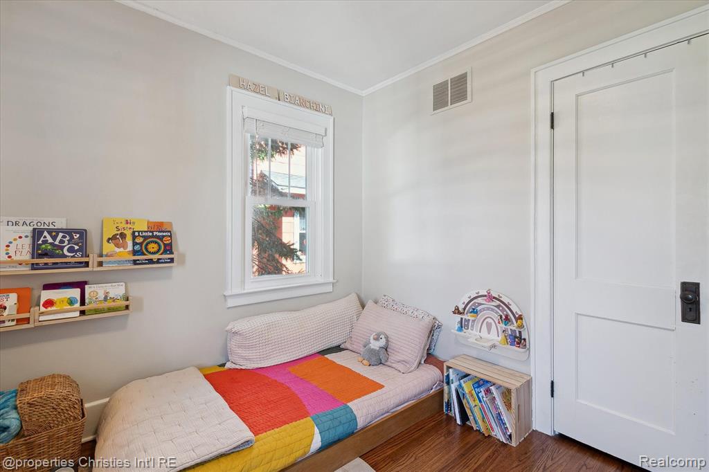712 S LAUREL Street, Royal Oak, MI 48067 — Photo 30