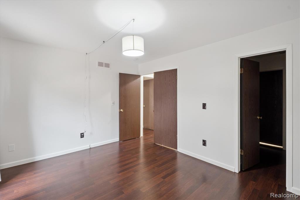 39559 Old Dominion Drive, Clinton Twp, MI 48038 — Photo 11