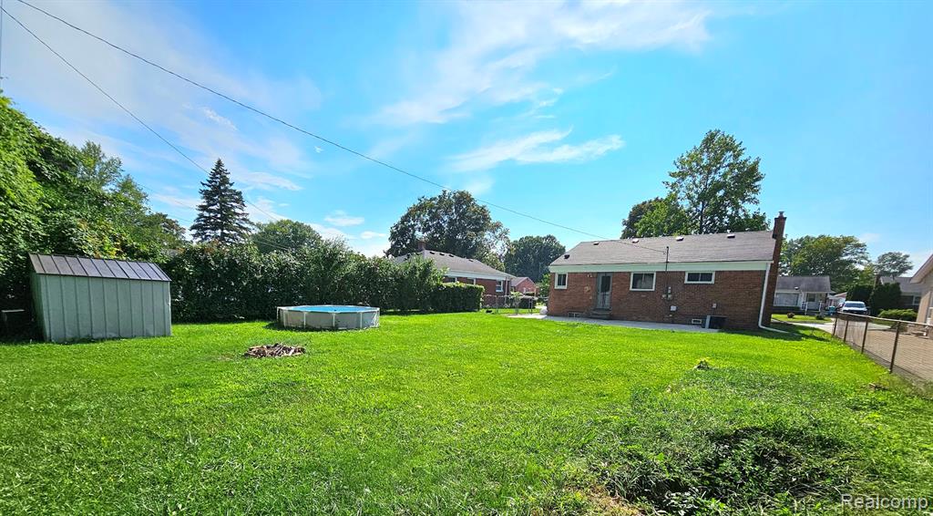 9994 Deering Street, Livonia, MI 48150 — Photo 36