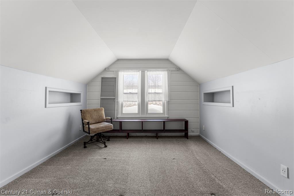 637 Ironwood Drive, Ann Arbor, MI 48103 — Photo 20