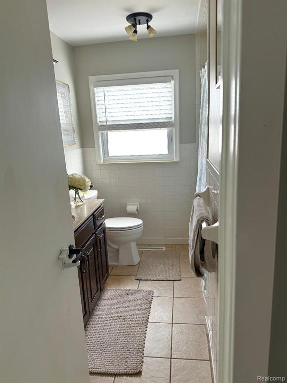 1864 Huron Street, Monroe, MI 48161 — Photo 13