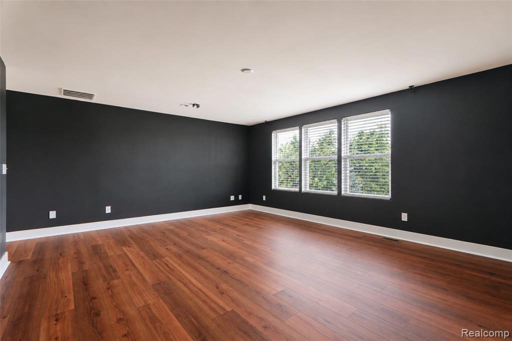 354 Findley Circle, Lake Orion, MI — Photo 59