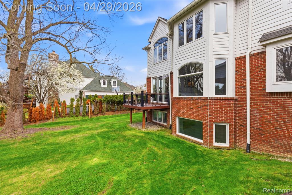 1920 Vinsetta Court, Rochester, MI 48306 — Photo 70