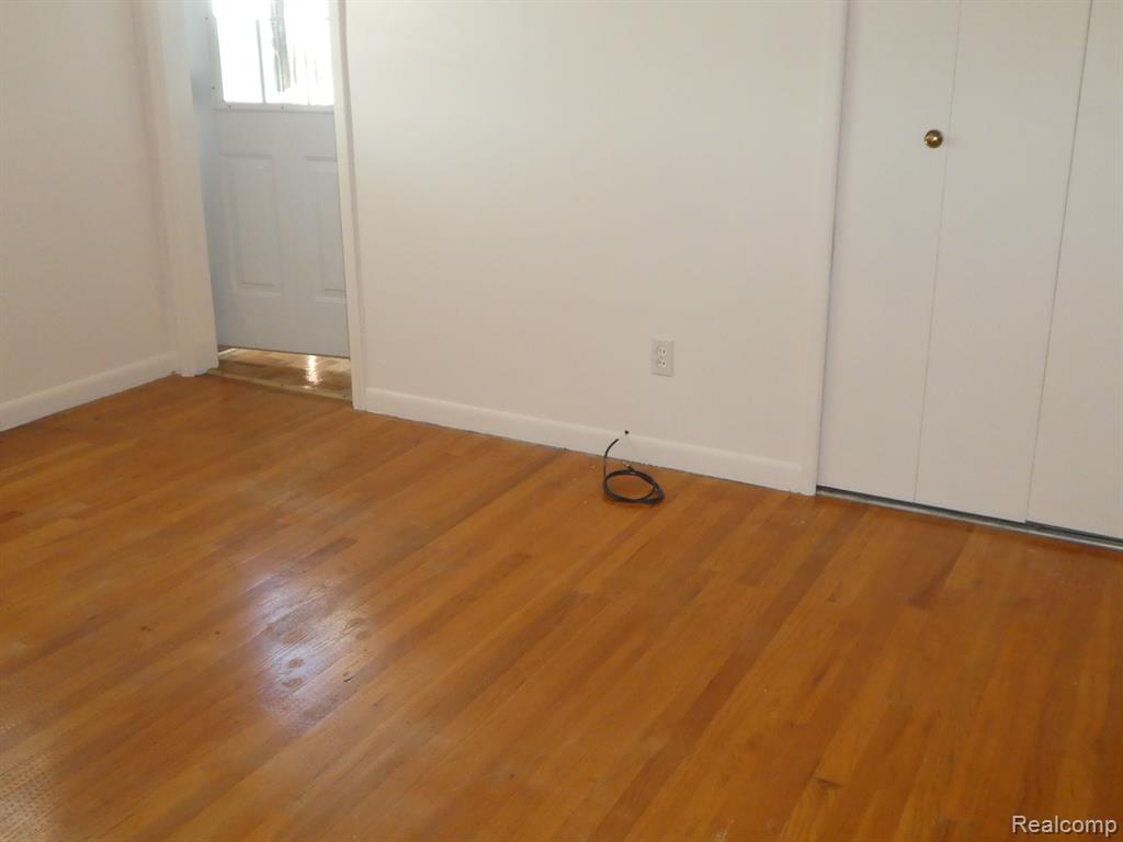 8435 INGRAM Street, Westland, MI — Photo 16