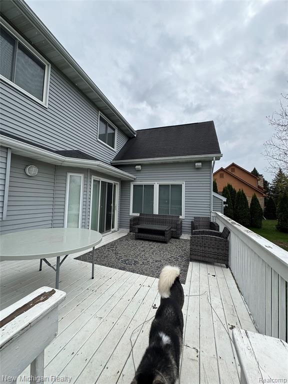 704 Wilkshire Court, Grand Blanc, MI 48439 — Photo 41